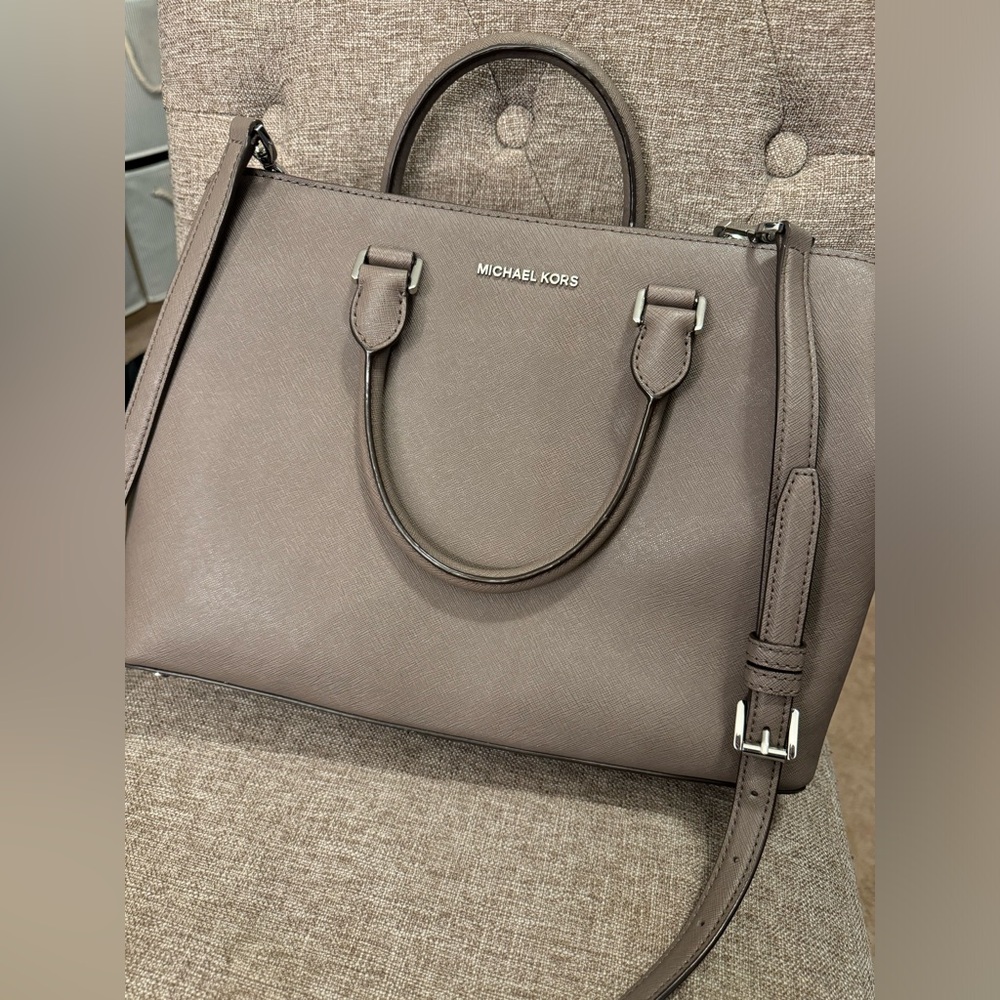 Michael Kors Savannah Large Saffiano Leather Satchel